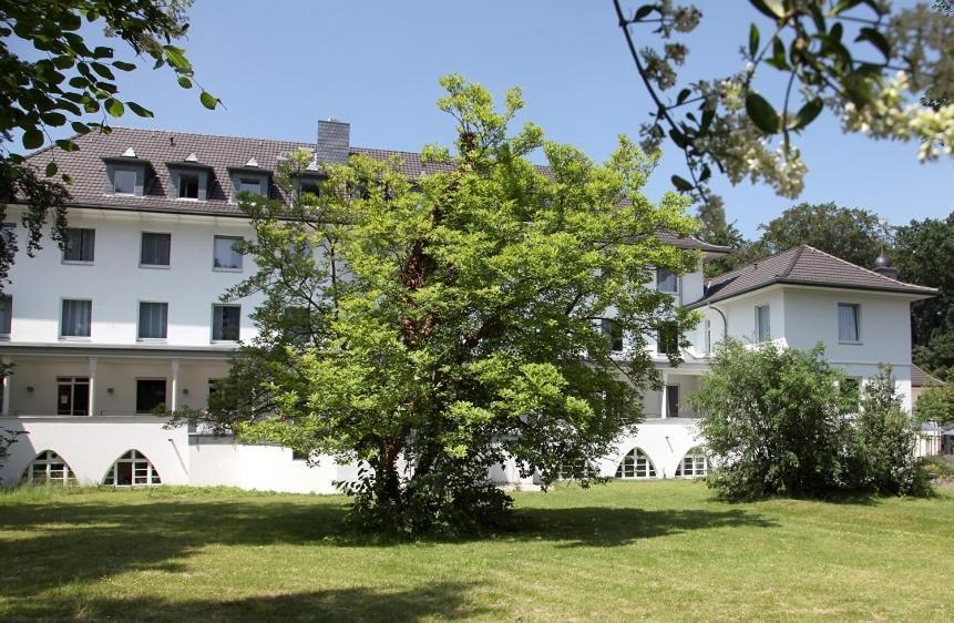 فندق Haus Venusberg Jugendbildungsstaette بون المظهر الخارجي الصورة
